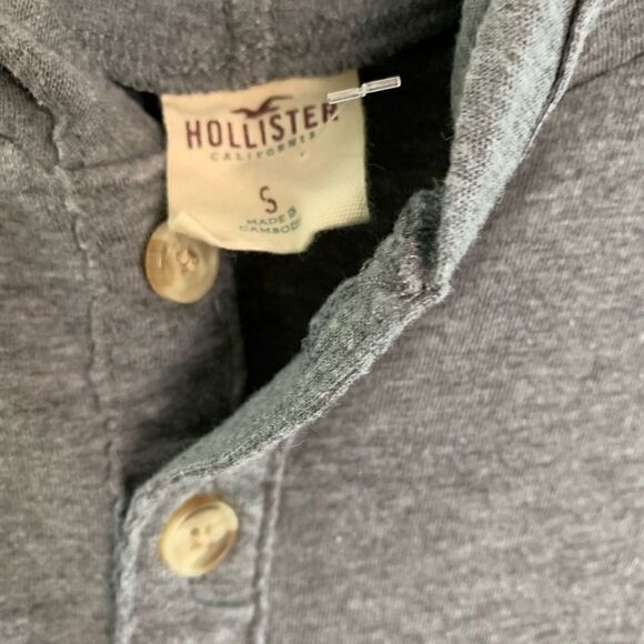 Hollister long sleeve t-shirt with hood small. - Picture 2 of 5